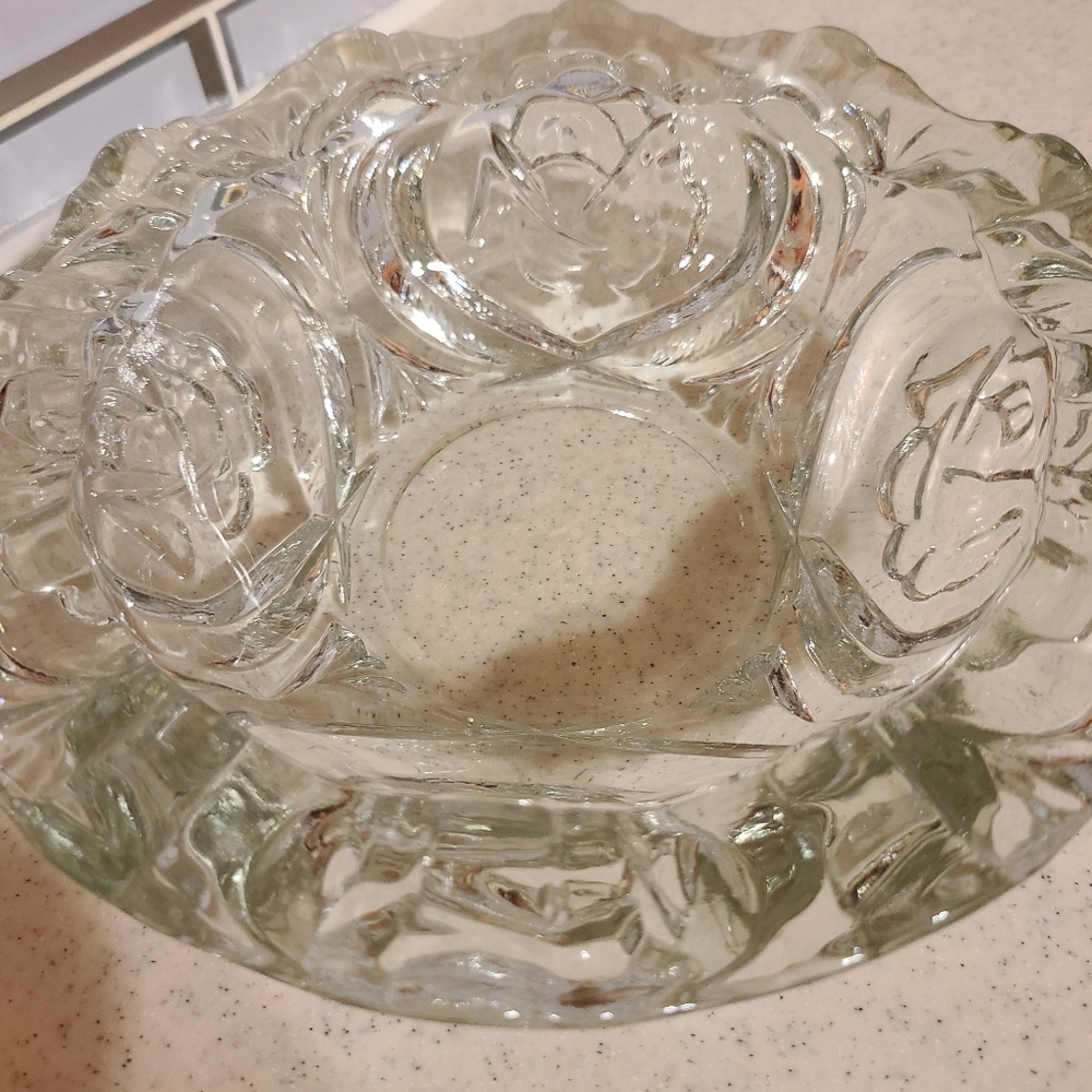 Elegant Clear Glass Candy Dish/ashtray with Floral Rose Design